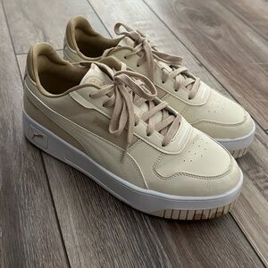 Puma Carina Cream Tan Sneakers with Platform Sole - Size 9 - EUC - so cute!